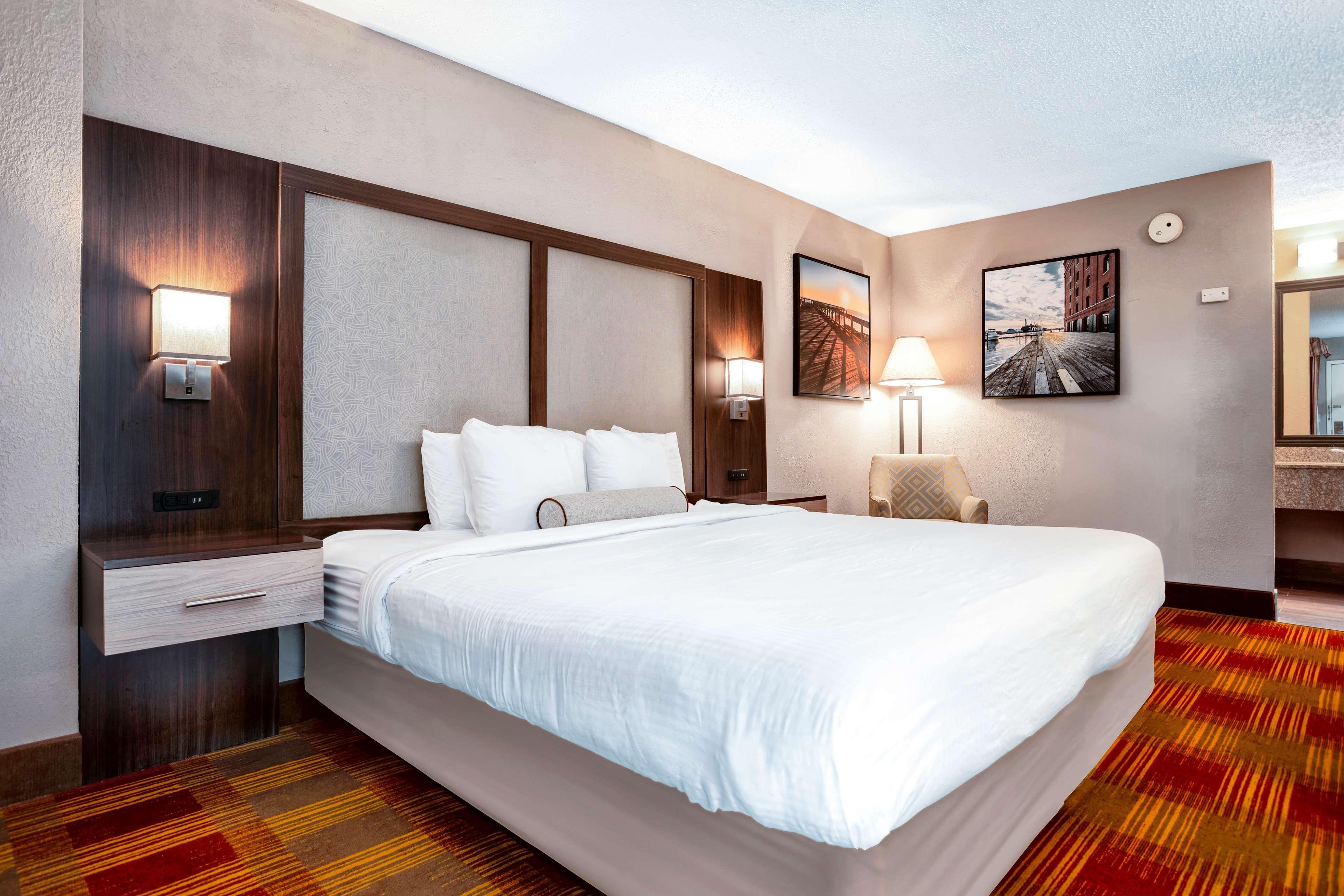 Best Western Salisbury Plaza Екстер'єр фото
