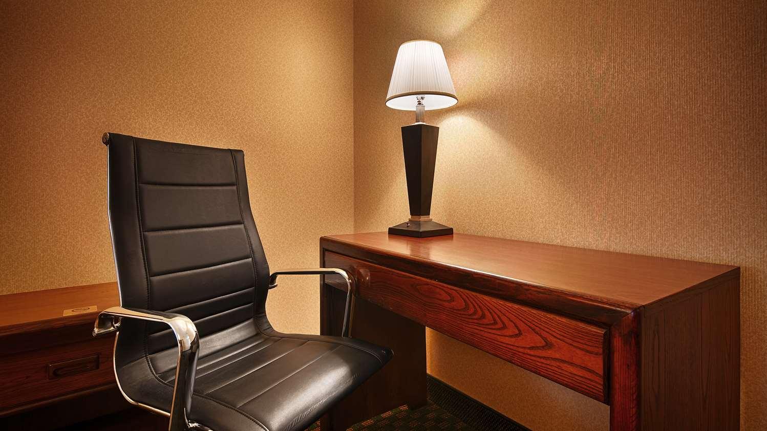 Best Western Salisbury Plaza Екстер'єр фото