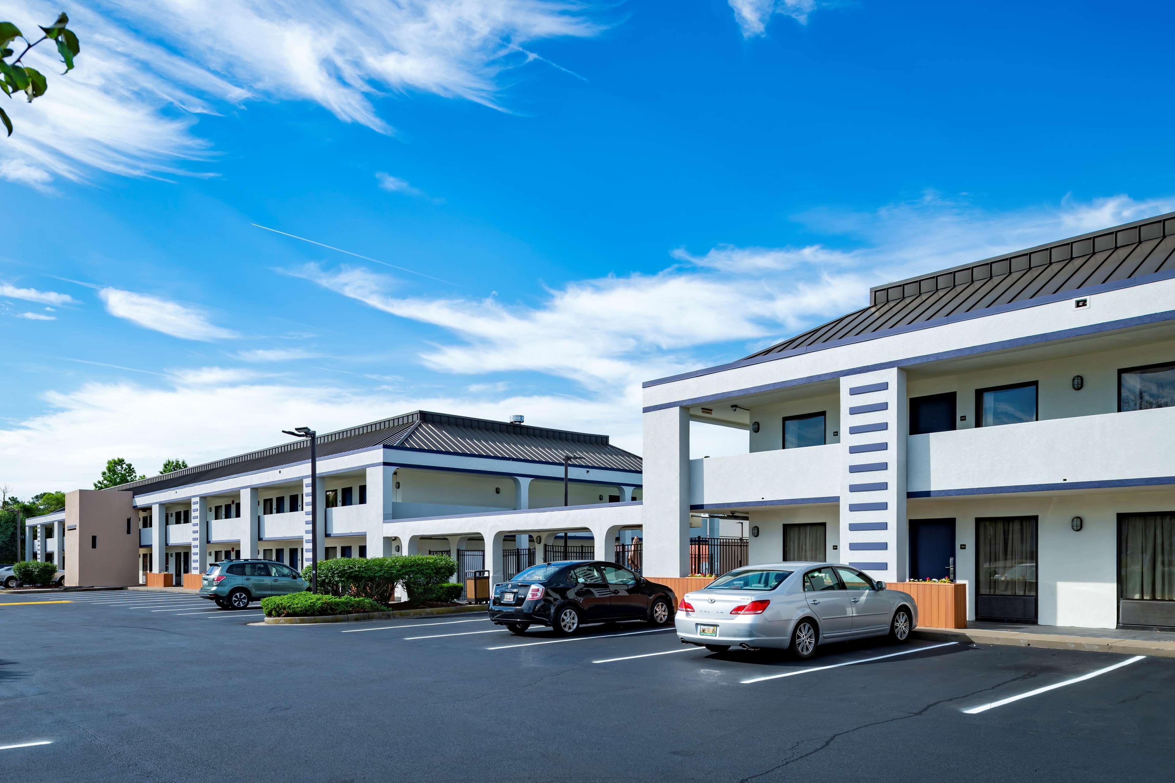Best Western Salisbury Plaza Екстер'єр фото