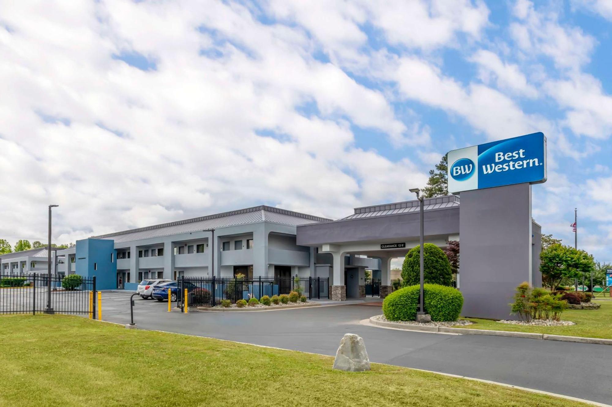 Best Western Salisbury Plaza Екстер'єр фото
